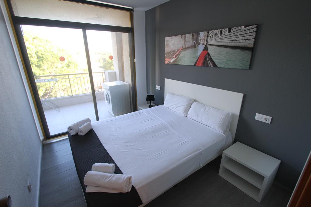 C&B Catalunya 92 Apartment Salou Ngoại thất bức ảnh