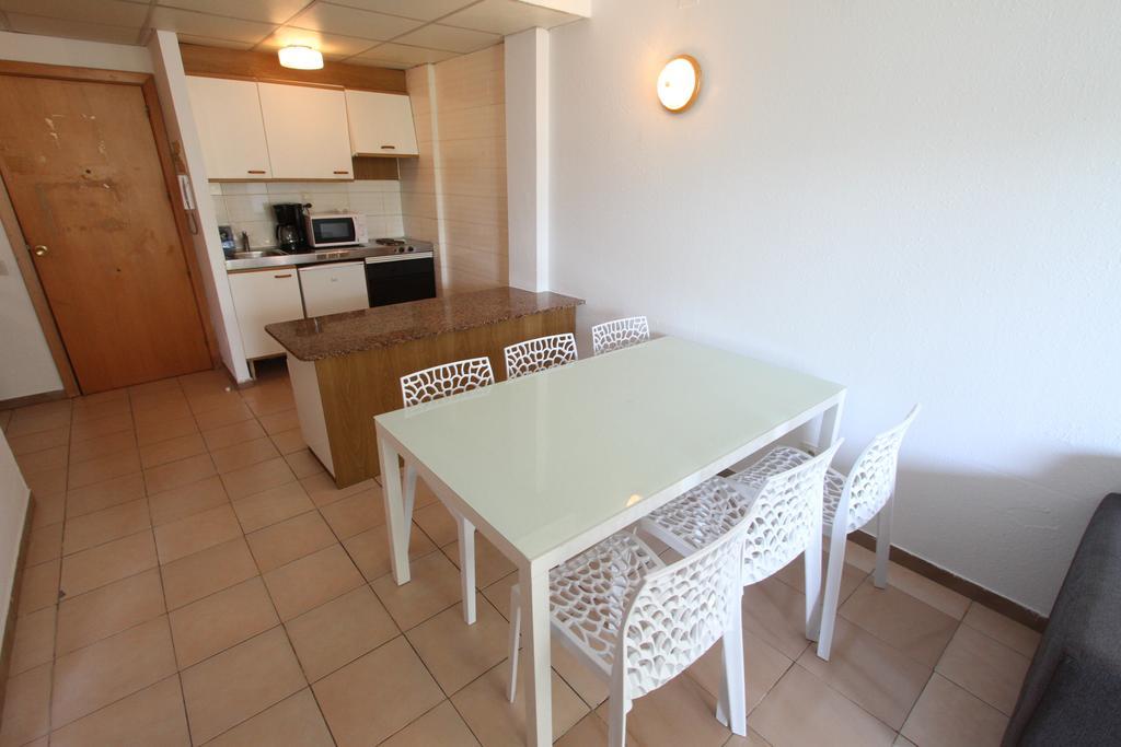 C&B Catalunya 92 Apartment Salou Ngoại thất bức ảnh